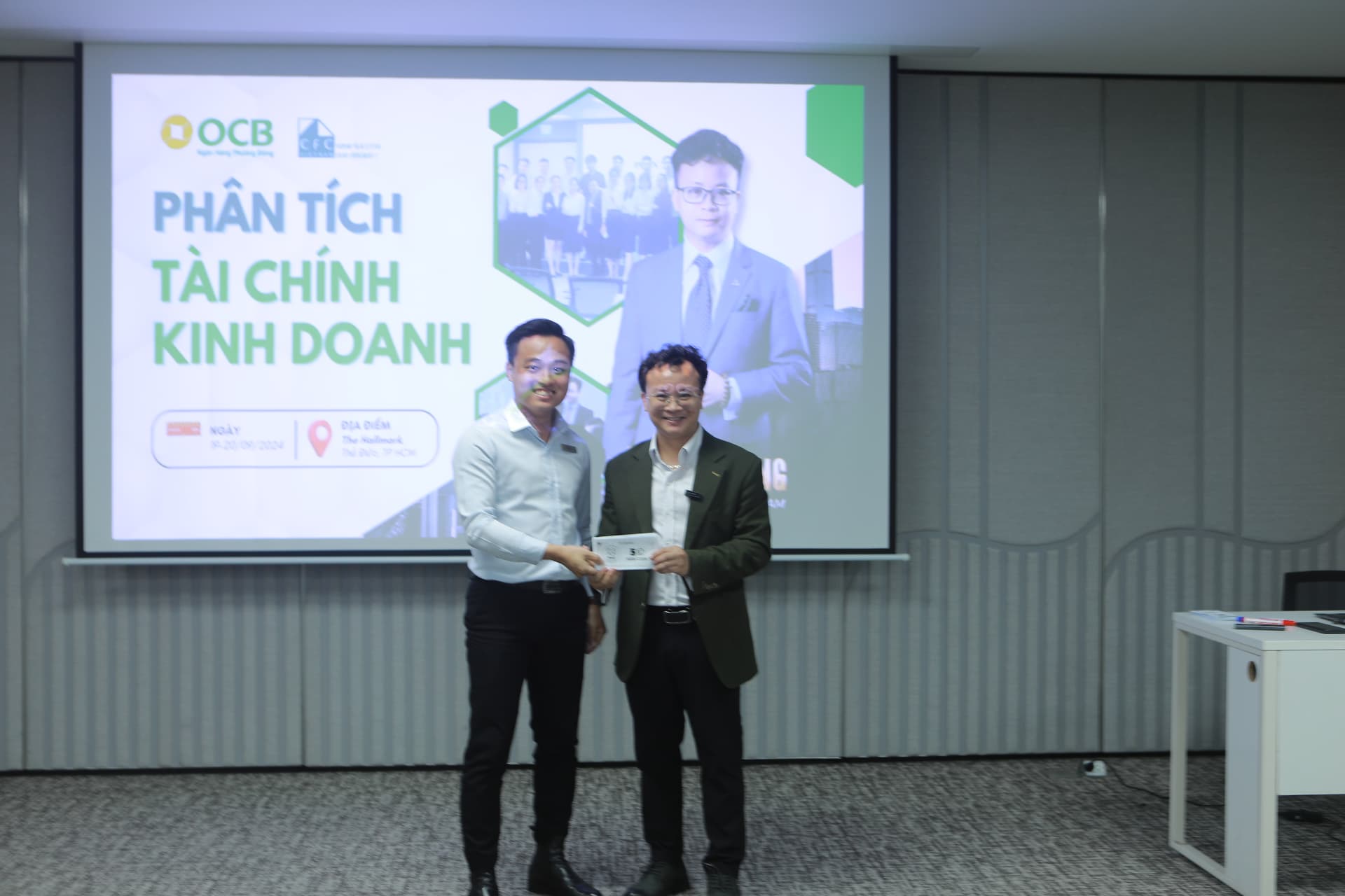 Chuyên gia Đỗ Tiến Vương tại chương trình phân tích tài chính kinh doanh
